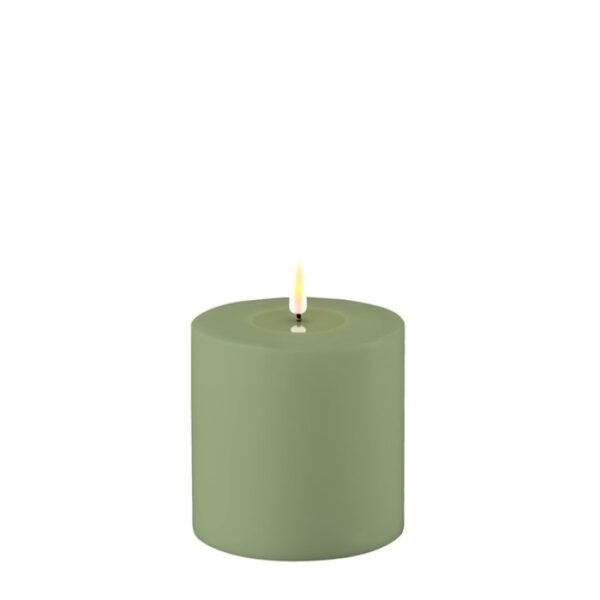 Green  LED Candle D: 10 * 10 cm